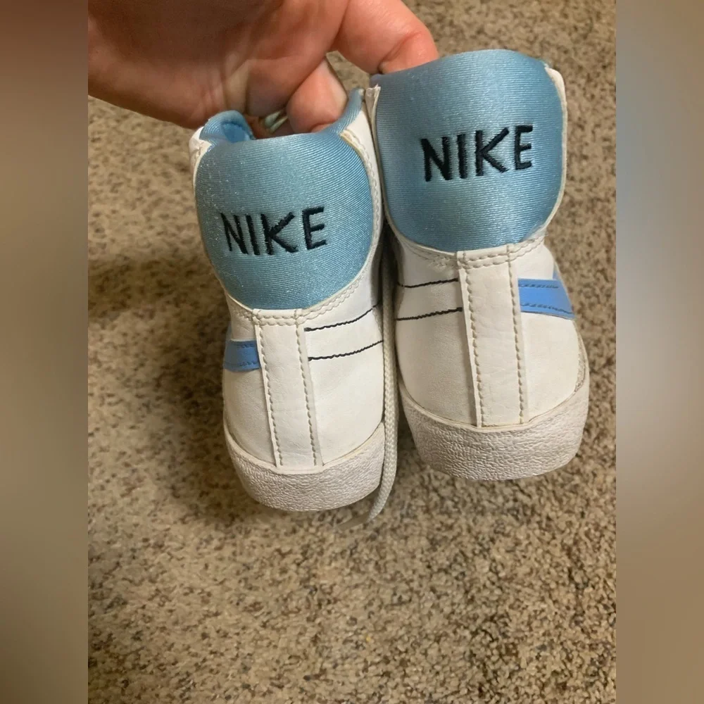Nike blazer mid sneakers white baby blue UNC 4.5y youth